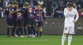 英格兰新星闪耀西甲，足坛焦点年轻后卫曼城领跑争夺